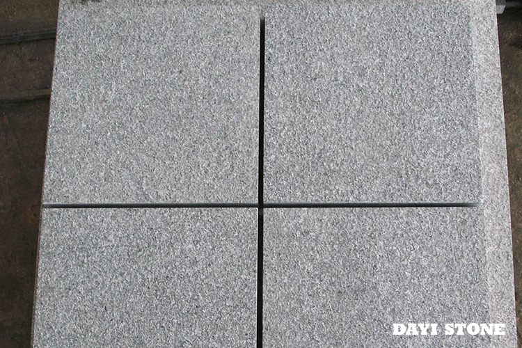 G654-10 Flamed Dark Grey Granite Floor Tiles 24X24